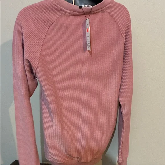 All Cloud Women's Pink corduroy Long Sleeve Top NWT Florida - Picture 11 of 11